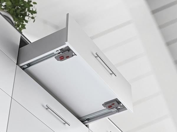 Thay thế ray trượt ngăn tủ kéo